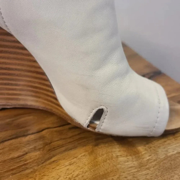 Rag & Bone Wembley Wedge Bone Colored Sandals - Picture 7 of 16